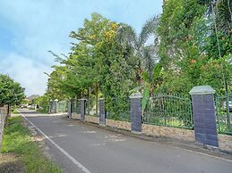 OYO Life 91984 Taufik Kost Syariah