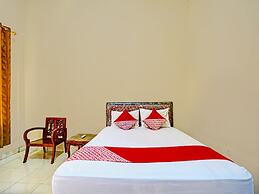 OYO Life 91984 Taufik Kost Syariah