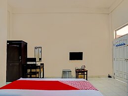 OYO Life 91984 Taufik Kost Syariah