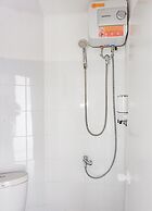 OYO 90241 SIROOMS Apartmen Gunung Putri