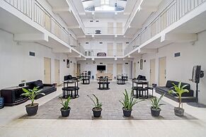 OYO 90499 Hotel Fortune