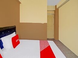 OYO 90499 Hotel Fortune