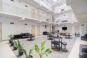 OYO 90499 Hotel Fortune