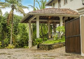 Serenity Boutique Unawatuna