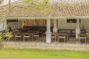 Serenity Boutique Unawatuna