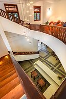 Serenity Boutique Unawatuna