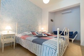 9 Muses Naxos beach hotel