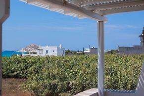 9 Muses Naxos beach hotel