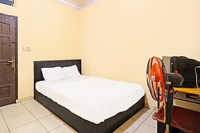 SPOT ON 92323 Ririn Homestay