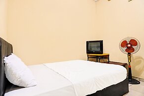 SPOT ON 92323 Ririn Homestay