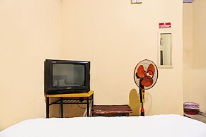 SPOT ON 92323 Ririn Homestay