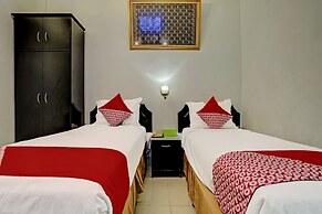 Super OYO 91805 Hotel Wisma Bari