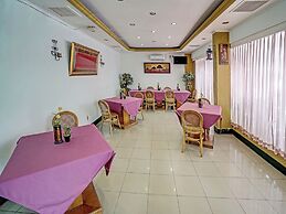 Super OYO 91805 Hotel Wisma Bari