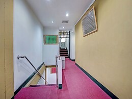 Super OYO 91805 Hotel Wisma Bari