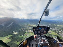 West Oahu Studio Condo at Makaha Beach