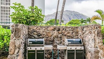 West Oahu Studio Condo at Makaha Beach