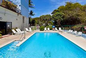 West Oahu Studio Condo at Makaha Beach