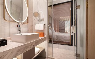 Venus International Hotel