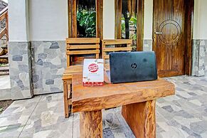 OYO 92275 Tastura Homestay