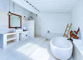 Kanna Seafront Estate