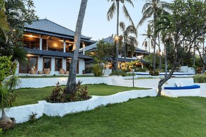 Kanna Seafront Estate