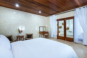 Kanna Seafront Estate