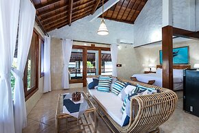 Kanna Seafront Estate