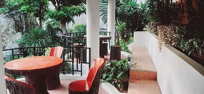 Avana Hills Boracay Prime