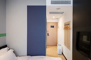 Dayin International Youth Hostel (Shanghai Nanjing East Road;People's 