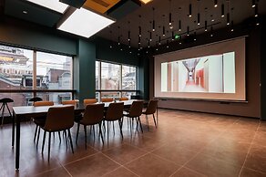 Dayin International Youth Hostel (Shanghai Nanjing East Road;People's 