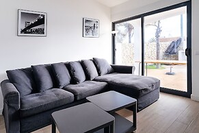 Oura Villa V2 - Flores