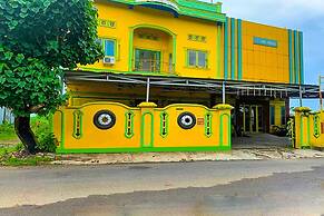 OYO 92326 Hotel Melati Bm Pangkep