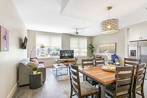 California 1BR Condo - Chic & Cozy