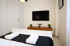 YalaRent Villa Enorma with Private Pool