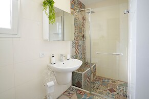 YalaRent Villa Enorma with Private Pool