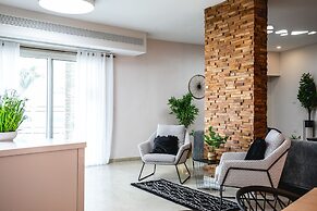 YalaRent Villa Enorma with Private Pool