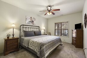 Rest Nest in the Heart of Ozark's Nature!