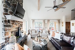 Winding River Panoramic Lookout