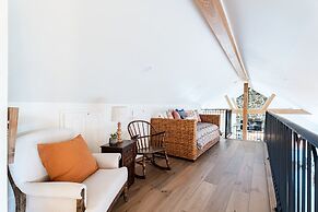 Winding River Panoramic Lookout