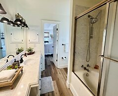 Winding River Panoramic Lookout