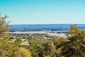Winding River Panoramic Lookout