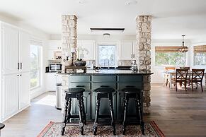 Winding River Panoramic Lookout