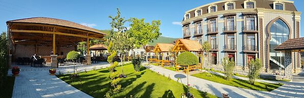 Macara Sheki City Hotel