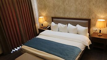 Macara Sheki City Hotel