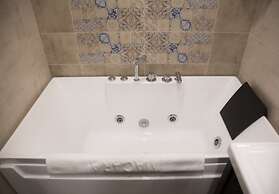 Macara Sheki City Hotel