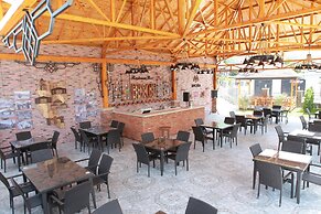 Macara Sheki City Hotel