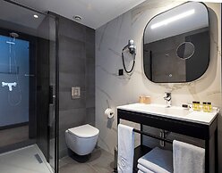 Hotel Sercotel Plana Suites
