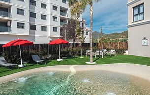 Hotel Sercotel Plana Suites