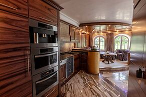 For Moments Apartments & Spa