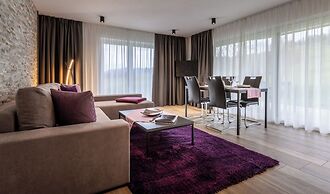 For Moments Apartments & Spa